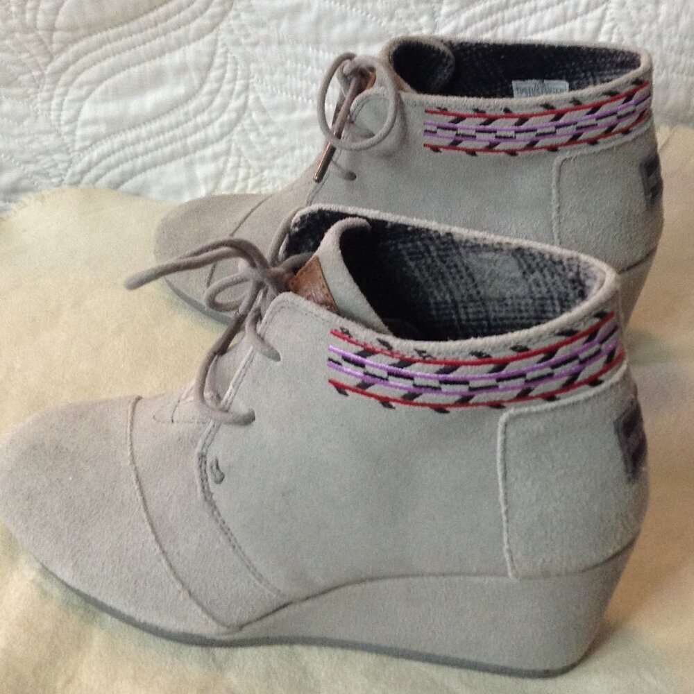 Tom's Grey Suede Wedge Boots, "7.5" laced; Aztec design, Avant Garde, Trending